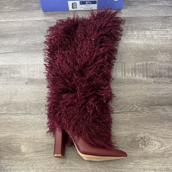 Fashion Nova Maroon Fur Heeled Boots - Picture 3 of 3